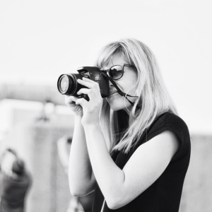 A Carmién Tea Customer