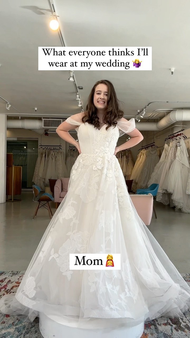A-Line Court Train Tulle Sleeveless Zipper Wedding Dress