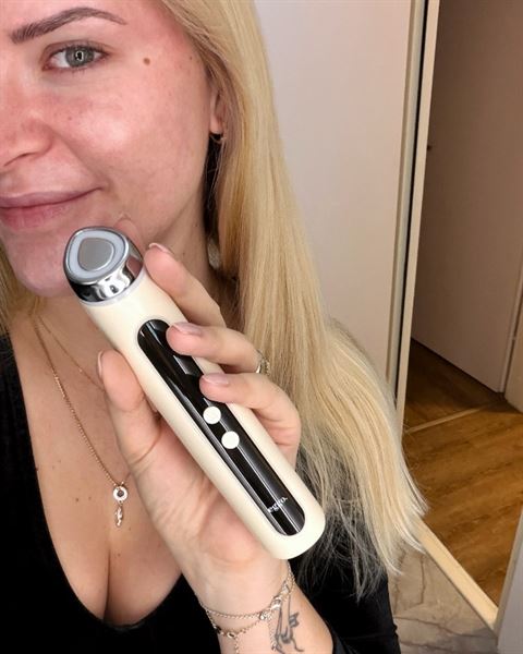 Fotografija ocene – Neli P.