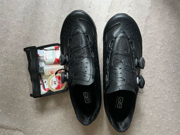 Lake CX238 Wide Fit Road Shoes | EU39 to EU50 display picture 1