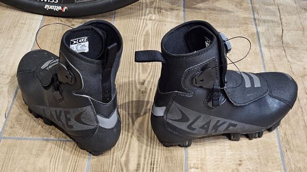 Lake MX146 Wide Fit Winter Cycling Boots