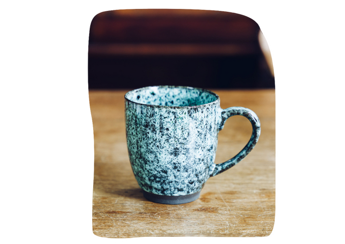 Steingut-Tasse Henkel (groß)