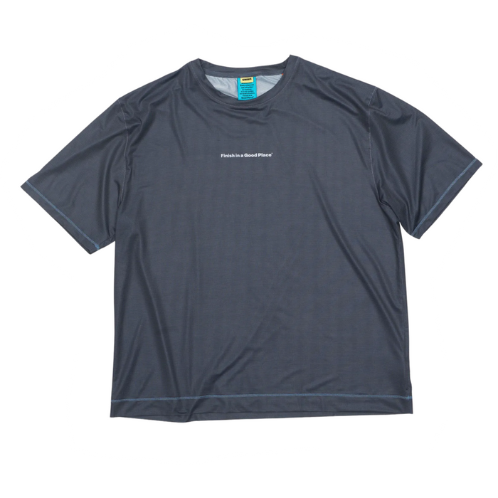 unoa ウノア リナモンド Tee shirt Toile de Jouy Wavy Tee - Men's Black Running T-shirt with White Contrast Seams