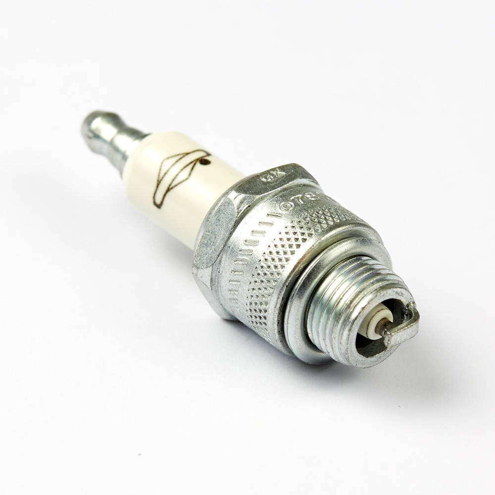 し〜です。 Briggs and Stratton Plug-Spark 591868 - Genuine Part
